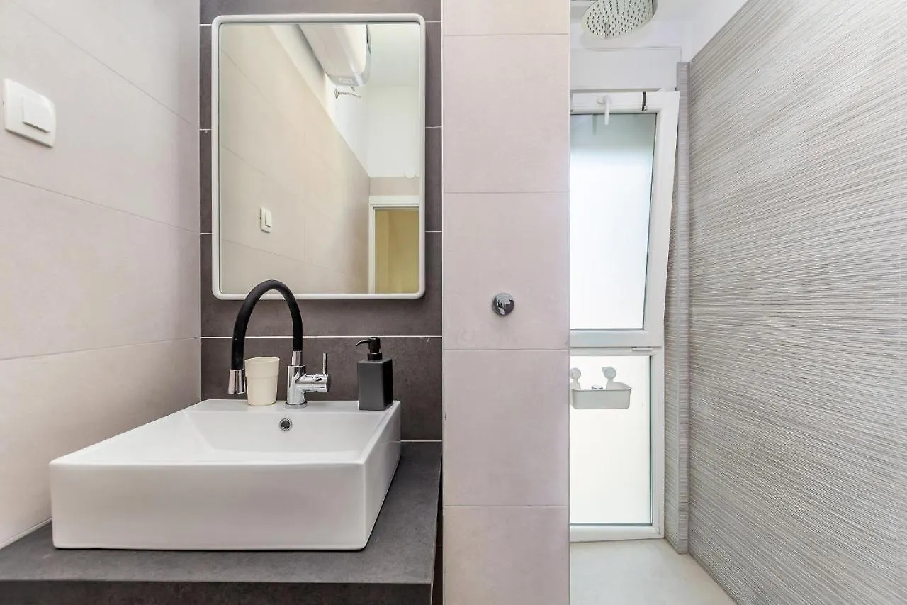 Apartments Solis Lacus Penthouse Njivice