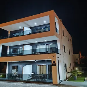  Apartment Golden Sunset 2